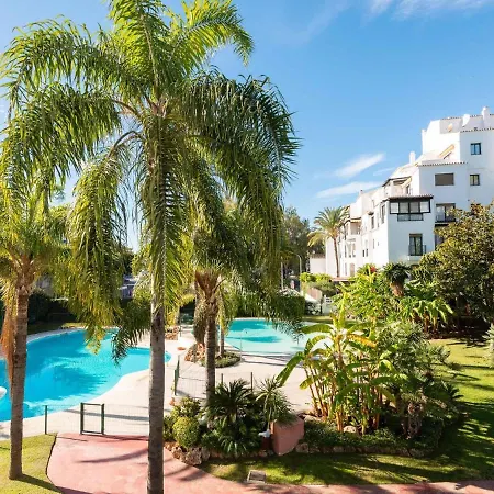 Vacation I Terrazas De Banus, Romantic, Jacuzzi, Pet-friendly, Cosy Duplex Penthouse, 2min Walk To Marina Daire Marbella