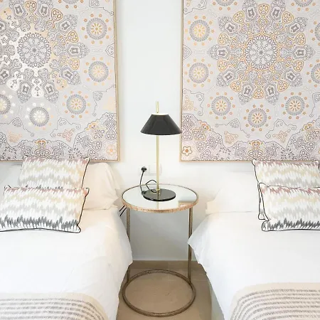 Apartamento Vacation I Terrazas De Banus, Romantic, Jacuzzi, Pet-friendly, Cosy Duplex Penthouse, 2min Walk To Marina