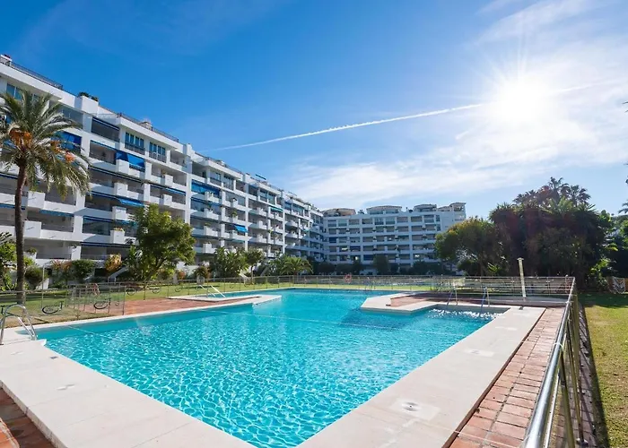 Daire Vacation I Terrazas De Banus, Romantic, Jacuzzi, Pet-friendly, Cosy Duplex Penthouse, 2min Walk To Marina *