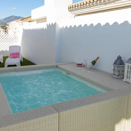 Vacation I Terrazas De Banus, Romantic, Jacuzzi, Pet-friendly, Cosy Duplex Penthouse, 2min Walk To Marina Lejlighed Marbella