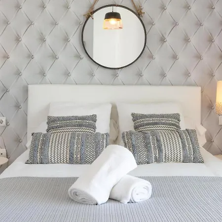 Vacation I Terrazas De Banus, Romantic, Jacuzzi, Pet-friendly, Cosy Duplex Penthouse, 2min Walk To Marina Marbella