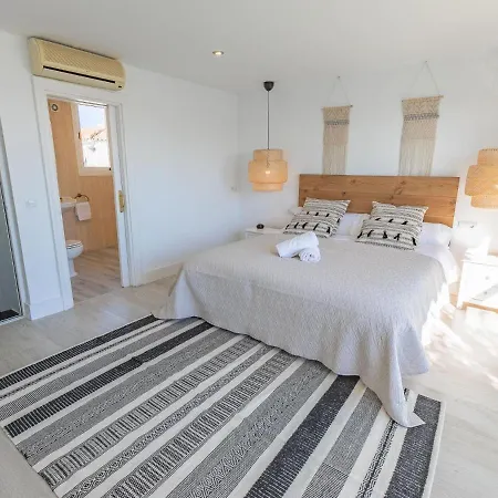 Vacation I Terrazas De Banus, Romantic, Jacuzzi, Pet-friendly, Cosy Duplex Penthouse, 2min Walk To Marina *
