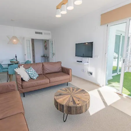 Lejlighed Vacation I Terrazas De Banus, Romantic, Jacuzzi, Pet-friendly, Cosy Duplex Penthouse, 2min Walk To Marina