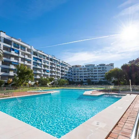 Lejlighed Vacation I Terrazas De Banus, Romantic, Jacuzzi, Pet-friendly, Cosy Duplex Penthouse, 2min Walk To Marina *