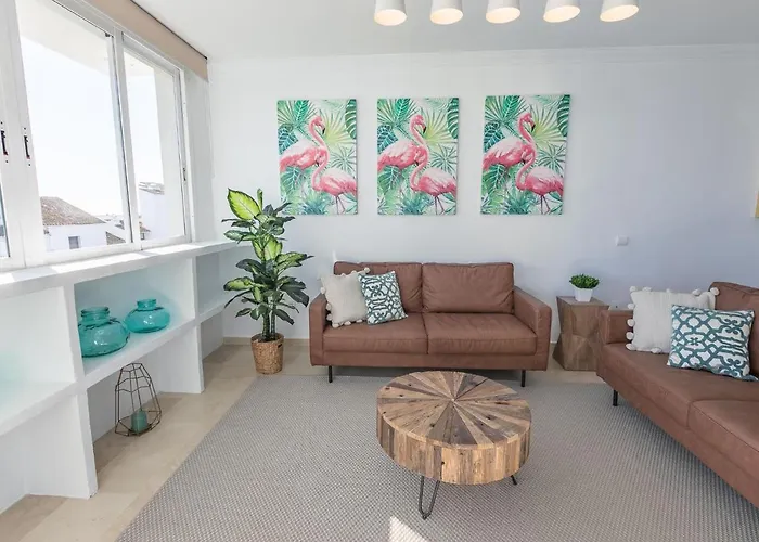 Vacation I Terrazas De Banus, Romantic, Jacuzzi, Pet-friendly, Cosy Duplex Penthouse, 2min Walk To Marina * Marbella