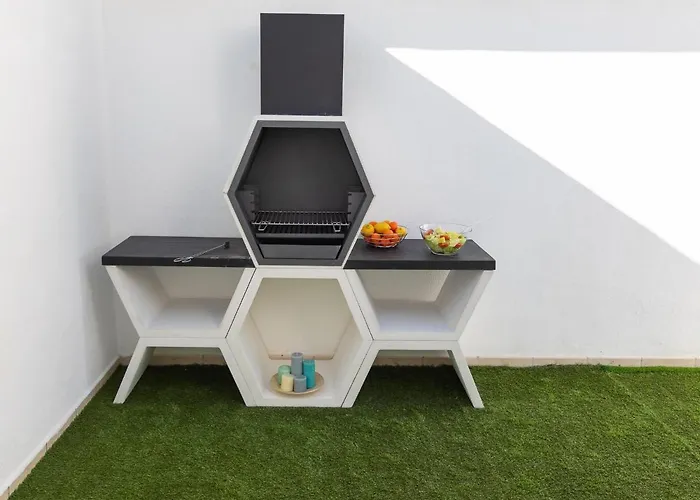 Apartament Vacation I Terrazas De Banus, Romantic, Jacuzzi, Pet-friendly, Cosy Duplex Penthouse, 2min Walk To Marina *