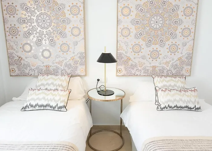 Apartament Vacation I Terrazas De Banus, Romantic, Jacuzzi, Pet-friendly, Cosy Duplex Penthouse, 2min Walk To Marina